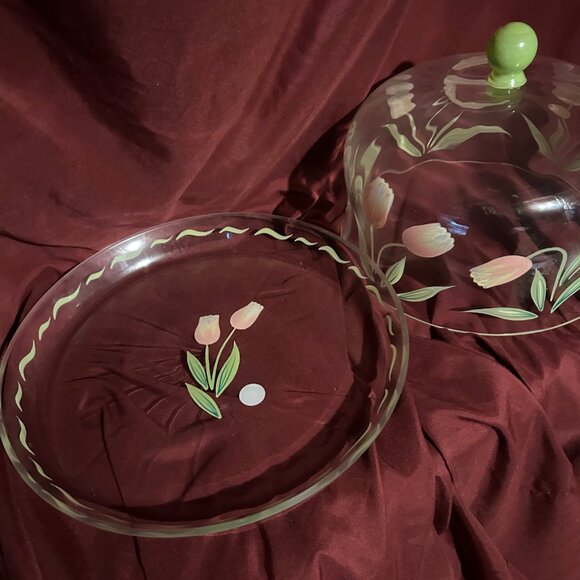 Princess House Crystal Cottage Tulip Cake plate with glass dome - Picture 3 of 5